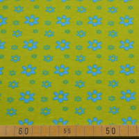 Vorschau: Baumwoll Jersey Stoff mit hellblauen Blumen auf grün/gelbem Untergrund - 150 cm Breite Vorschau: Baumwoll Jersey Stoff mit hellblauen Blumen auf grün/gelbem Untergrund - 150 cm Breite